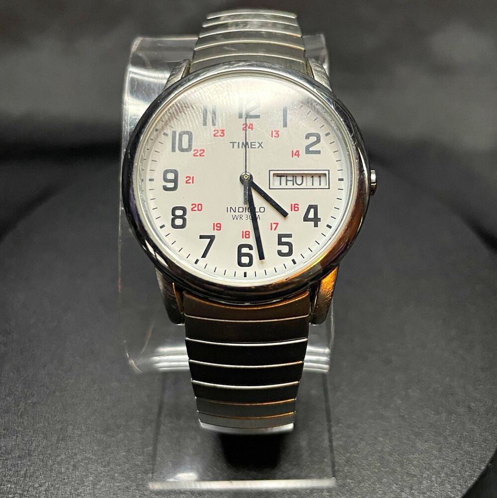 Timex Essentials Men’s Quartz Indiglo Day/Date White Dial SS Bracelet 34.8mm